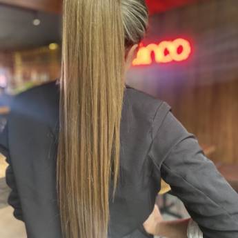 Comprar o produto de Aplique de rabo de cavalo cabelo longo cor de mel em Apliques de Cabelo pela empresa Trimurti Cabelos para Mega Hair Perucas Jumbo e Apliques para Cabelo  em Foz do Iguaçu, PR por Solutudo