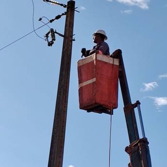 Comprar o produto de Manutenção Elétrica em Média Tensão – Segurança em Vilhena em Instalação Elétrica pela empresa Agostinho Engenharia e Sistemas Elétricos   em Vilhena, RO por Solutudo
