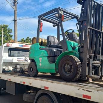 Comprar o produto de Transporte de máquinas e equipamentos de pequeno porte. em Veículos e Transportes em Guarapari, ES por Solutudo