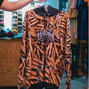 Comprar o produto de Moleton Mentblindada com Capuz  em Moletons em Bauru, SP por Solutudo