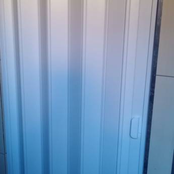 Comprar o produto de Porta sanfonada em Forros e Divisórias em São José do Rio Preto, SP por Solutudo