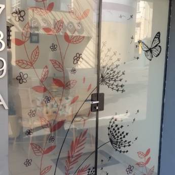 Comprar o produto de Adesivo transparente para Vidro em Adesivos em Botucatu, SP por Solutudo Comprar o produto de Adesivo transparente para Vidro em Adesivos em Botucatu, SP por Solutudo