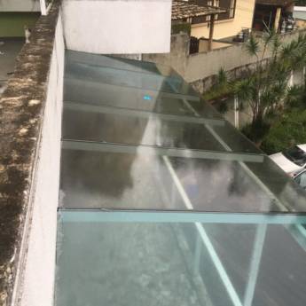 Comprar o produto de Cobertura de vidro em Vidraçaria em Petrópolis, RJ por Solutudo