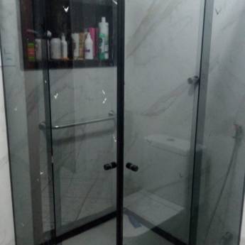 Comprar o produto de Box de Vidro para Banheiro em Vidraçaria em Vitória, ES por Solutudo