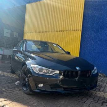 Comprar o produto de BMW 320i 2.0 2013 para retirada de peças em Acessórios de Carros pela empresa Auto Peças Gaúcho Nacionais e Importados em Foz do Iguaçu, PR por Solutudo