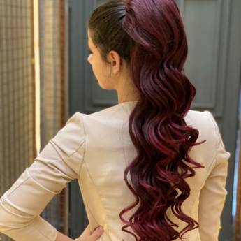Comprar o produto de Aplique de rabo de cavalo cabelo ondulado longo ruivo escuro em Apliques de Cabelo pela empresa Trimurti Cabelos para Mega Hair Perucas Jumbo e Apliques para Cabelo  em Foz do Iguaçu, PR por Solutudo