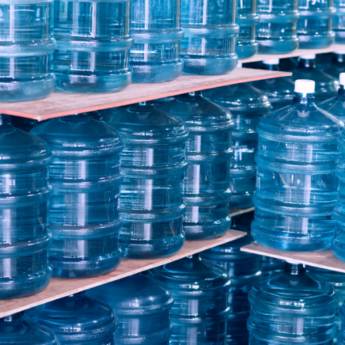 Comprar o produto de Água Mineral 20 Litros - Pureza e Praticidade em Canoas em Gás em Canoas, RS por Solutudo