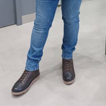 Comprar o produto de Calçados masculinos em Calçados, Roupas e Bolsas pela empresa Domínio Moda Masculina em Mineiros, GO por Solutudo