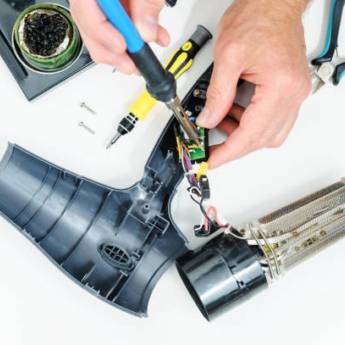 Comprar o produto de Conserto de Secador de Cabelo em Assistência Técnica em Botucatu, SP por Solutudo