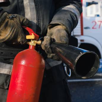 Comprar o produto de Incêndio em dourados em Extintores - Equipamentos de Proteção Contra Incêndio em Dourados, MS por Solutudo