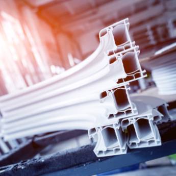 Comprar o produto de Esquadrias de PVC em Vidraçarias em Itabira, MG por Solutudo