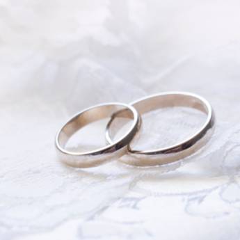 Comprar o produto de Alianças de ouro e prata em Ótica em Paranapanema, SP por Solutudo