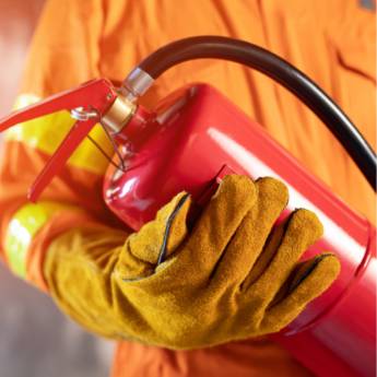 Comprar o produto de Renovação e Aprovação de Alvará do Corpo de Bombeiros - Segurança Garantida em Itapevi/SP em Engenharia - Engenheiros em Itapevi, SP por Solutudo