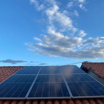 Comprar o produto de Energia Solar para Indústria em Energia Solar pela empresa JBR Soluções em Energia Solar em São Gonçalo, RJ por Solutudo