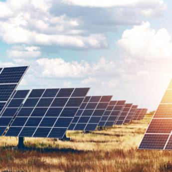 Comprar o produto de Manutenção de usinas solares  em Energia Solar em Patos de Minas, MG por Solutudo