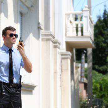 Comprar o produto de Serviços de Segurança Particular em Academias de Lutas e Artes Marciais em Florianópolis, SC por Solutudo