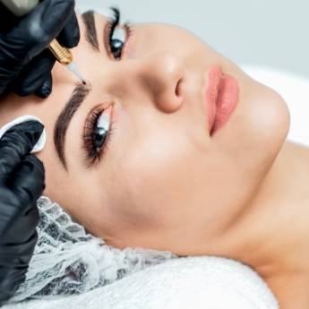 Comprar o produto de Design de sobrancelha em Clínicas de Estética e Beleza em São Paulo, SP por Solutudo