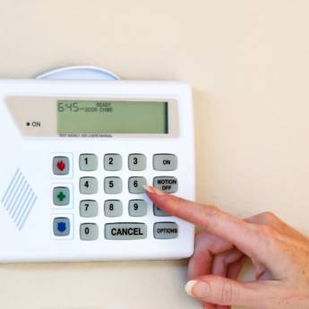 Comprar o produto de Alarmes de Segurança em Câmeras de Segurança em Barra do Piraí, RJ por Solutudo