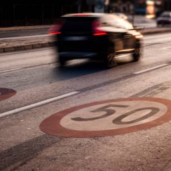 Comprar o produto de Recurso administrativo para excesso de velocidade acima de 50% em Despachantes em Betim, MG por Solutudo