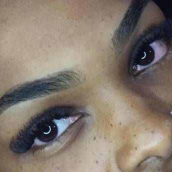 Comprar o produto de Alongamento de cílios em Salões de Beleza em São Paulo, SP por Solutudo