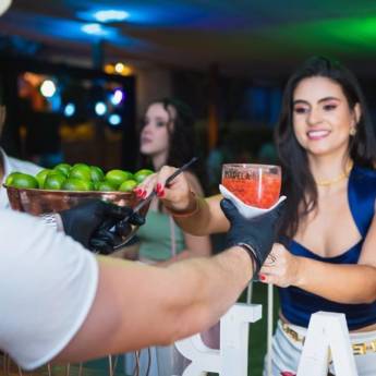 Comprar o produto de Preparo de Drinks  em Bartenders em Divinópolis, MG por Solutudo