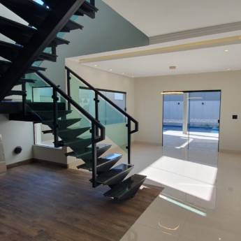 Comprar o produto de Serviços de instalação de pisos e revestimentos em Pisos e Revestimentos em Pirassununga, SP por Solutudo