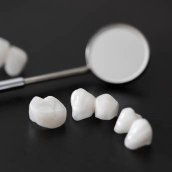 Comprar o produto de Facetas porcelana  em Odontologia em Santa Bárbara D'Oeste, SP por Solutudo