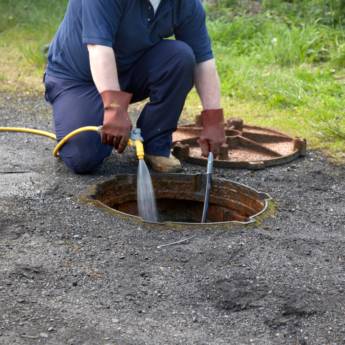 Comprar o produto de Desentupimento em recife em Desentupimento em Recife, PE por Solutudo