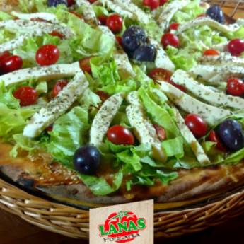Comprar o produto de Pizza de forno a lenha delivery em Itapetininga em Pizzas pela empresa Lanas Pizzaria - Rodízio, À la Carte e Delivery em Itapetininga, SP por Solutudo