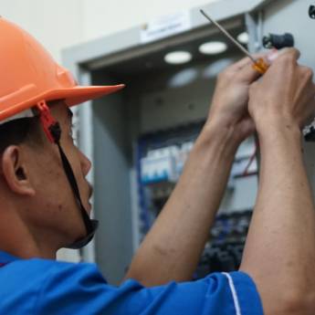 Comprar o produto de Manutenção elétrica em geral em Energia Solar em São José dos Campos, SP por Solutudo