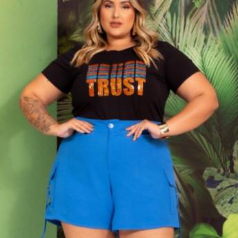 Comprar o produto de T-SHIRT BORDADA TRUST PRETA em Camisetas em Americana, SP por Solutudo