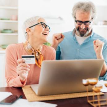 Comprar o produto de Empréstimo no cartão de crédito em Financeiras - Empréstimos em Varginha, MG por Solutudo