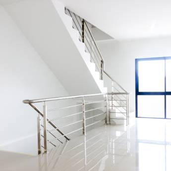 Comprar o produto de Corrimão em alumínio em Corrimãos em Matinhos, PR por Solutudo