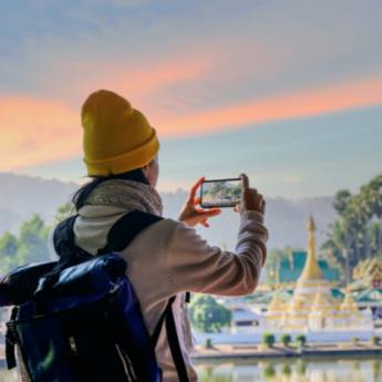 Comprar o produto de Aluguel de veículos em Viagens e Turismo em Belo Horizonte, MG por Solutudo