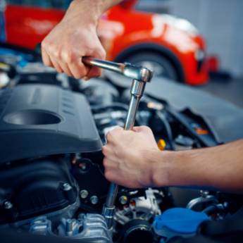 Comprar o produto de Mecânica de motor de carro: manutenção e reparos em Oficina Mecânica em Americana, SP por Solutudo