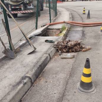 Comprar o produto de Desentupimento de Pias em Desentupidoras em São Paulo, SP por Solutudo