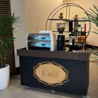 Comprar o produto de Estação de café para eventos em Festas e Eventos pela empresa Bar Temático - Eventos e Consultorias em Foz do Iguaçu, PR por Solutudo