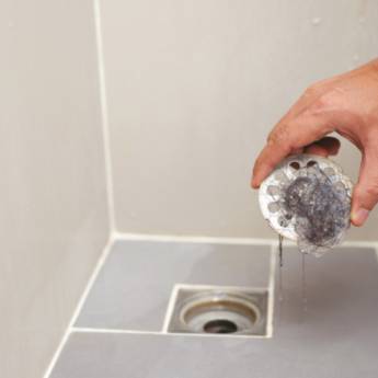 Comprar o produto de Desentupimento de Ralo em Curitiba em Desentupidoras em Curitiba, PR por Solutudo