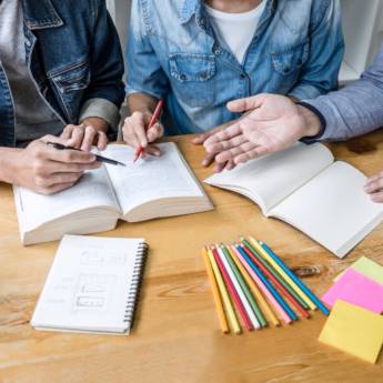 Comprar o produto de Cursos Universitários em Nova Andradina, MS em Faculdades e Universidades em Nova Andradina, MS por Solutudo