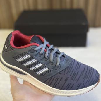 Comprar o produto de Tênis esportivo feminino adulto  em Tênis Esportivos em Botucatu, SP por Solutudo