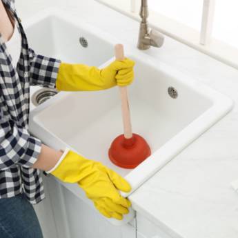 Comprar o produto de Desentupidora no bairro Bacacheri em Desentupidoras em Curitiba, PR por Solutudo