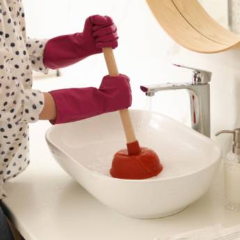 Comprar o produto de Desentupidora no bairro Capão Raso em Desentupidoras em Curitiba, PR por Solutudo