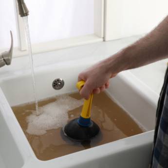 Comprar o produto de Desentupidora no bairro  Jardim Social em Desentupidoras em Curitiba, PR por Solutudo