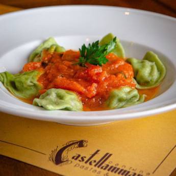 Comprar o produto de Massas recheadas  e molhos italianos itapetininga em Molhos em Itapetininga, SP por Solutudo