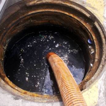 Comprar o produto de Limpeza de Fossa Séptica em Limpeza de Fossas pela empresa F.T. Desentupidora e Limpa Fossa Bom Jesus dos Perdões em Bom Jesus dos Perdões, SP por Solutudo