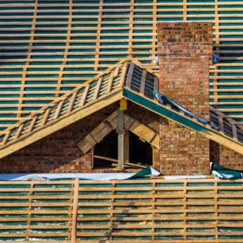 Comprar o produto de Cobertura de Casas no Riviera de Santa Cristina XIII em Construtoras em Riviera de Santa Cristina XIII, SP por Solutudo