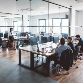 Comprar o produto de Móveis Planejados para Escritórios em Camboriú em Móveis Planejados - Marcenarias em Camboriú, SC por Solutudo