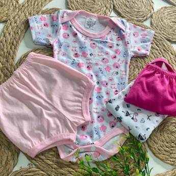 Comprar o produto de Body rosa de bebê com shorts  em Bodys em Foz do Iguaçu, PR por Solutudo