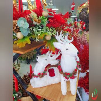 Comprar o produto de Renas decorativas para o natal em Artigos de Natal pela empresa Casa Vitória em Foz do Iguaçu, PR por Solutudo