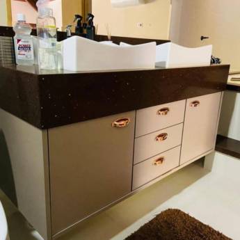 Comprar o produto de Armário de Banheiro em MDF - Elegância e Funcionalidade em seu Ambiente Íntimo em Móveis Planejados - Marcenarias em Luziânia, GO por Solutudo